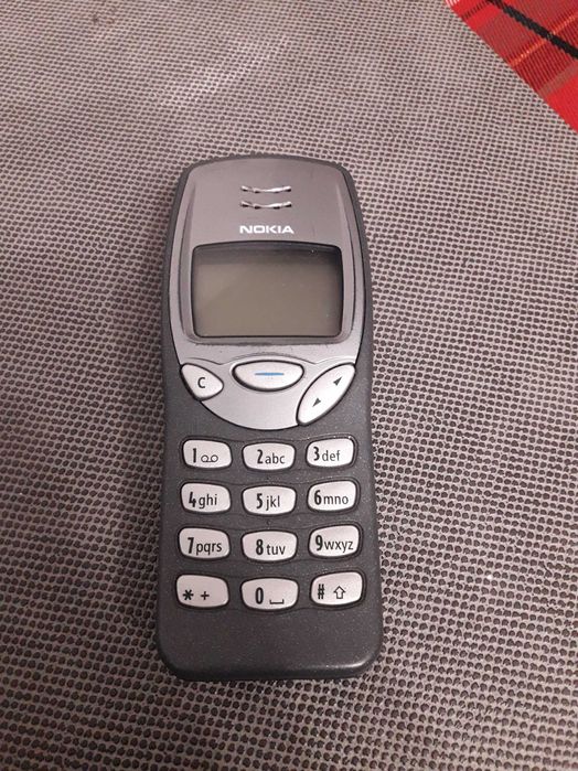 Telefon Nokia 3210