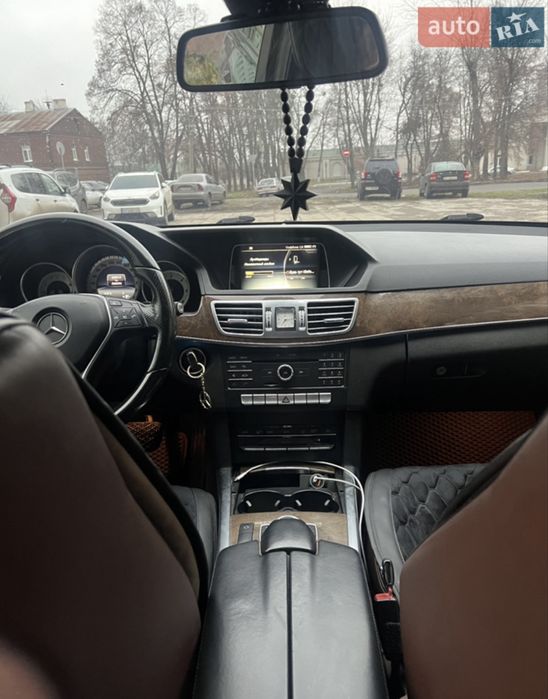 Mercedes-Benz W212 Е250