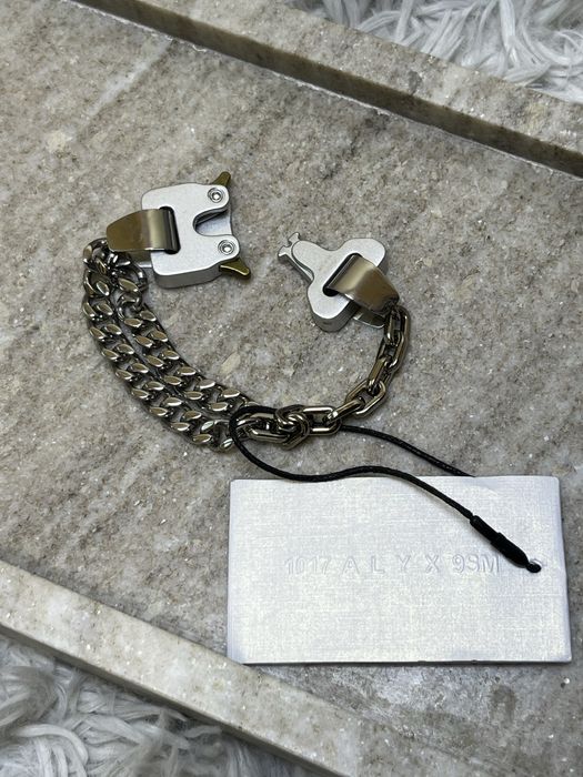 Браслет 1017 Alyx 9SM Metal Bracelet мужской серебристый