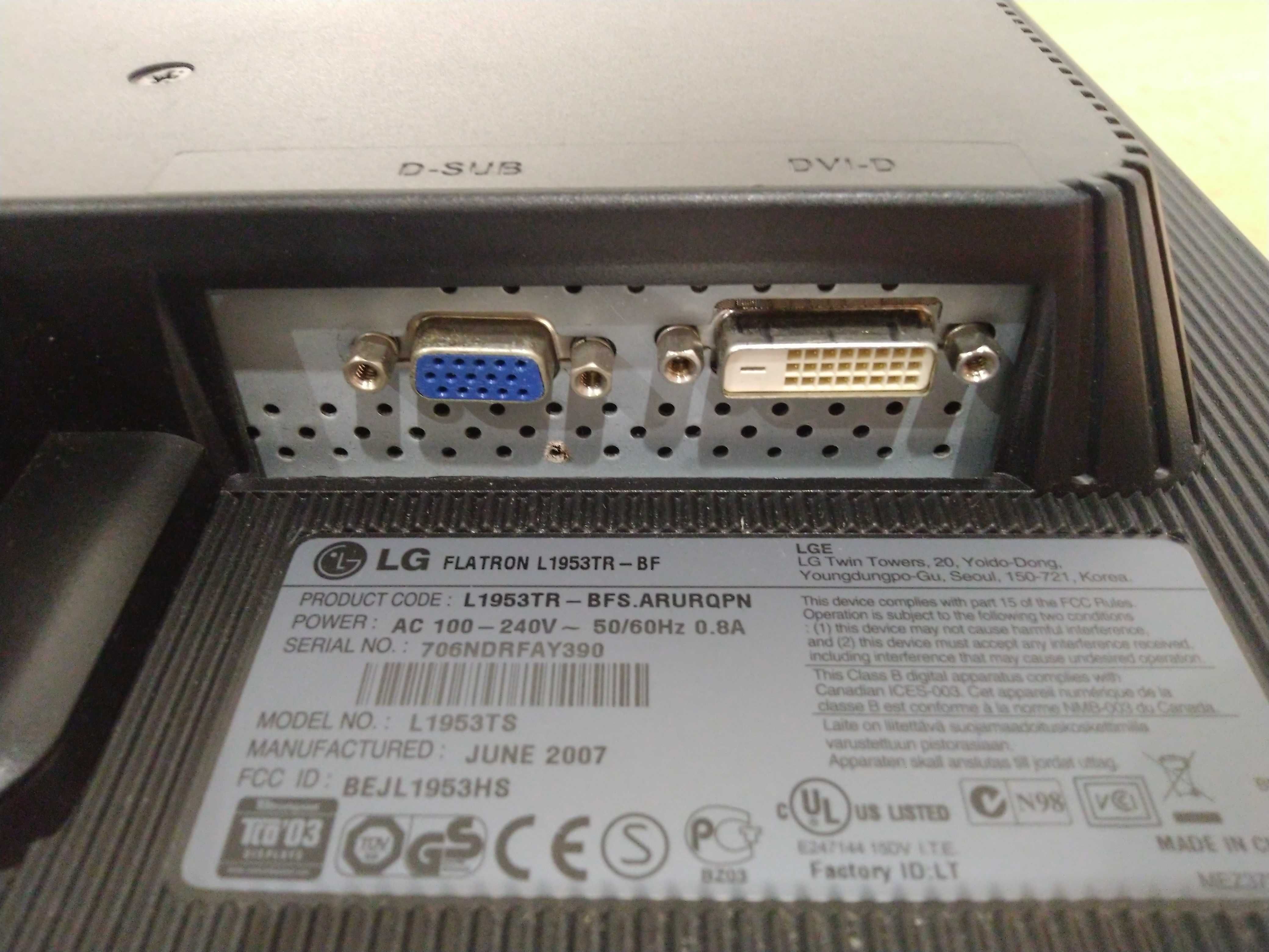 Монітор 19" LG FLATRON L1953TR
