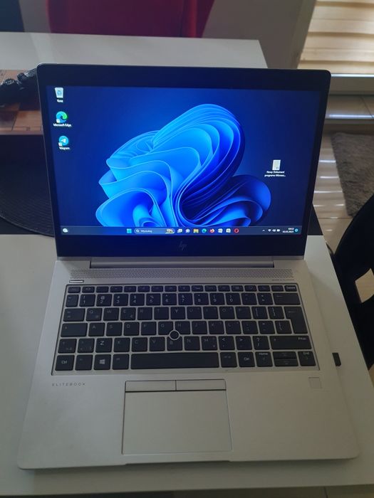 Laptop HP EliteBook 830 G5