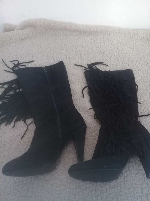 Sandálias e botas