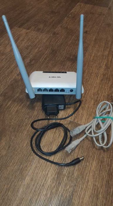 Роутер W-NET u700