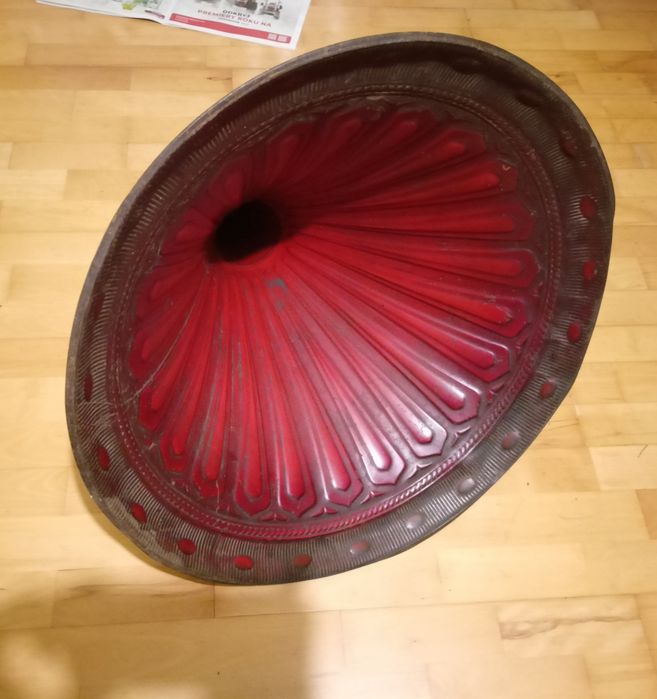 stara tuba gramofon patefon