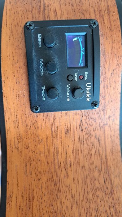 Cascha Uke Bass - Baixo Ukulele