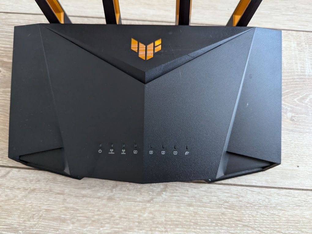 Маршрутизатор роутер ASUS TUF-AX3000  MU-MIMO MESH gaming wifi6