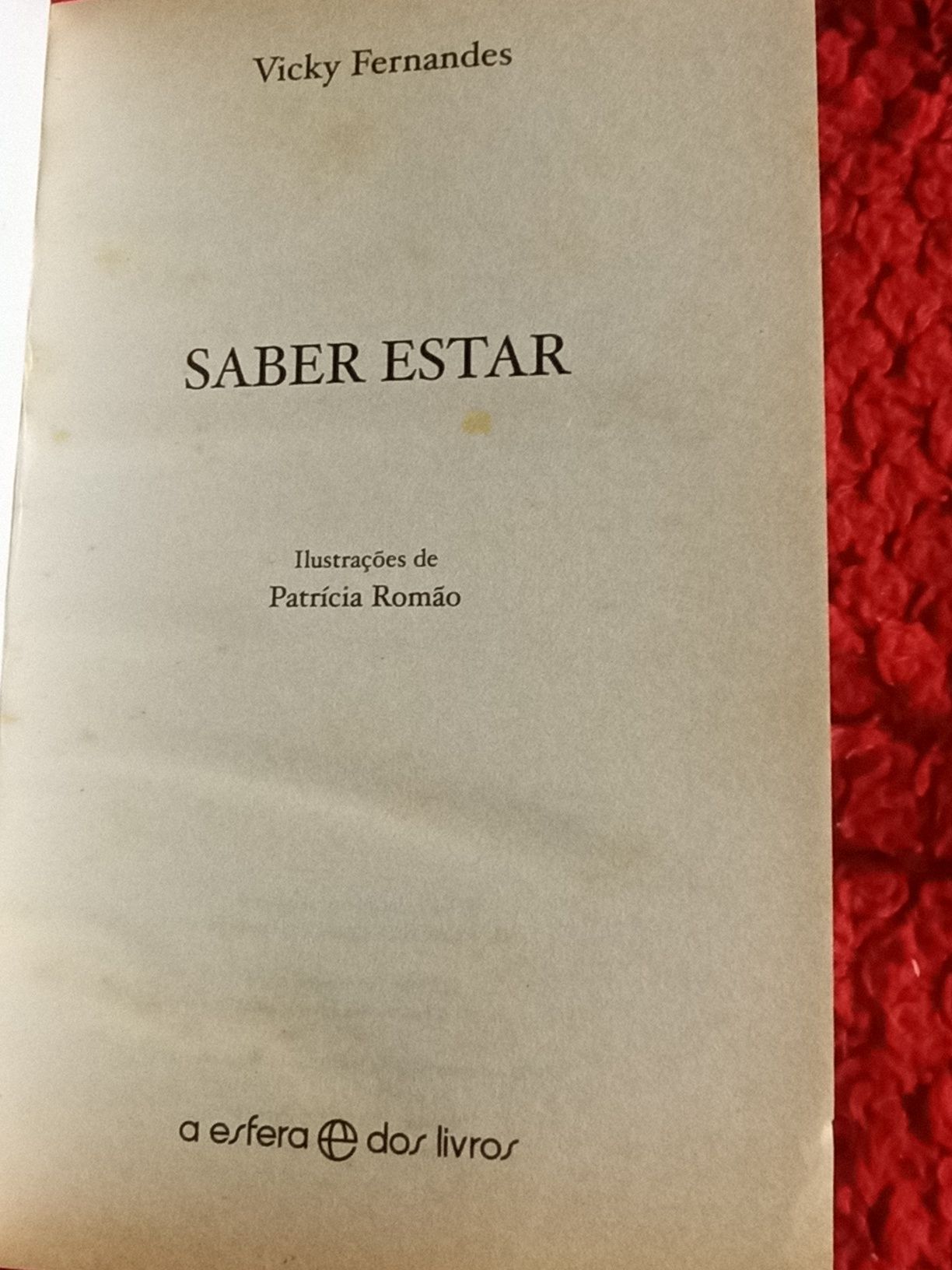 Livro saber estar de Vicky Fernandes