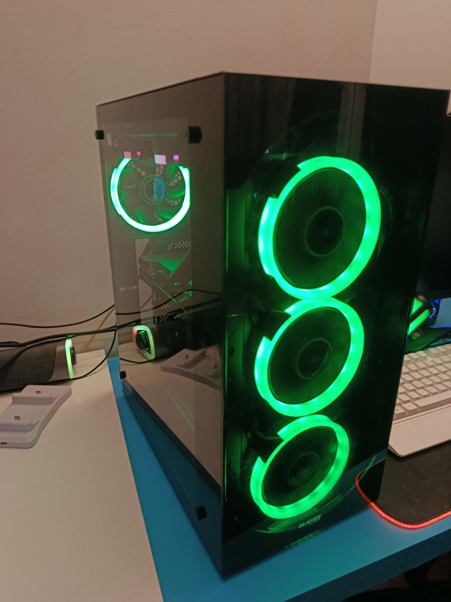 Torre Gaming i7 10700k com SSD e Gráfica potente