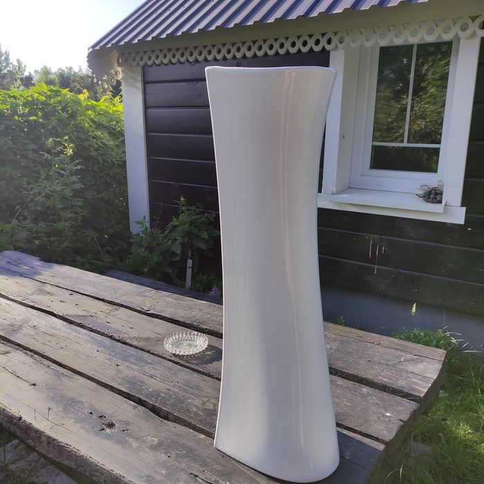 Umywalka 60 cm  nowa z postumentem