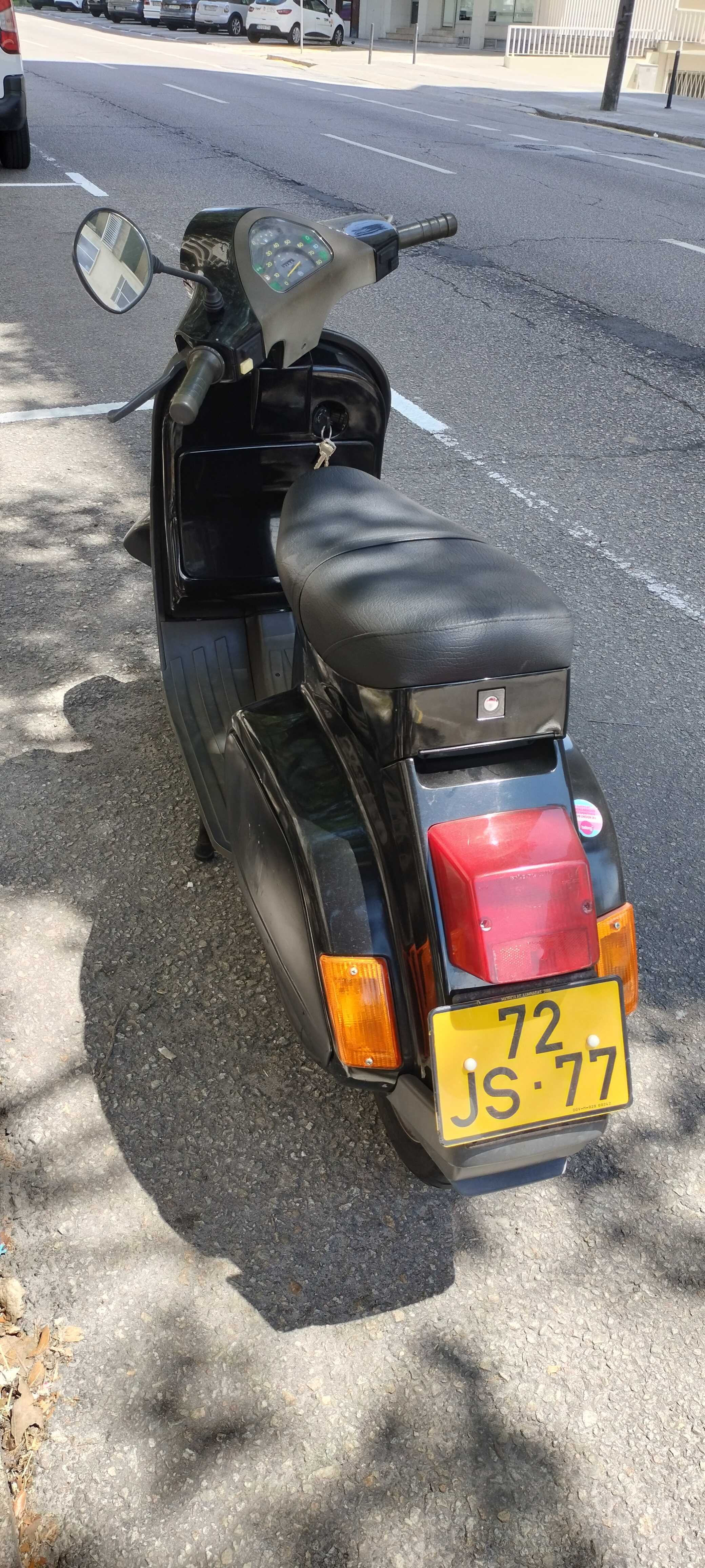 Vespa FL2 1994 Porto