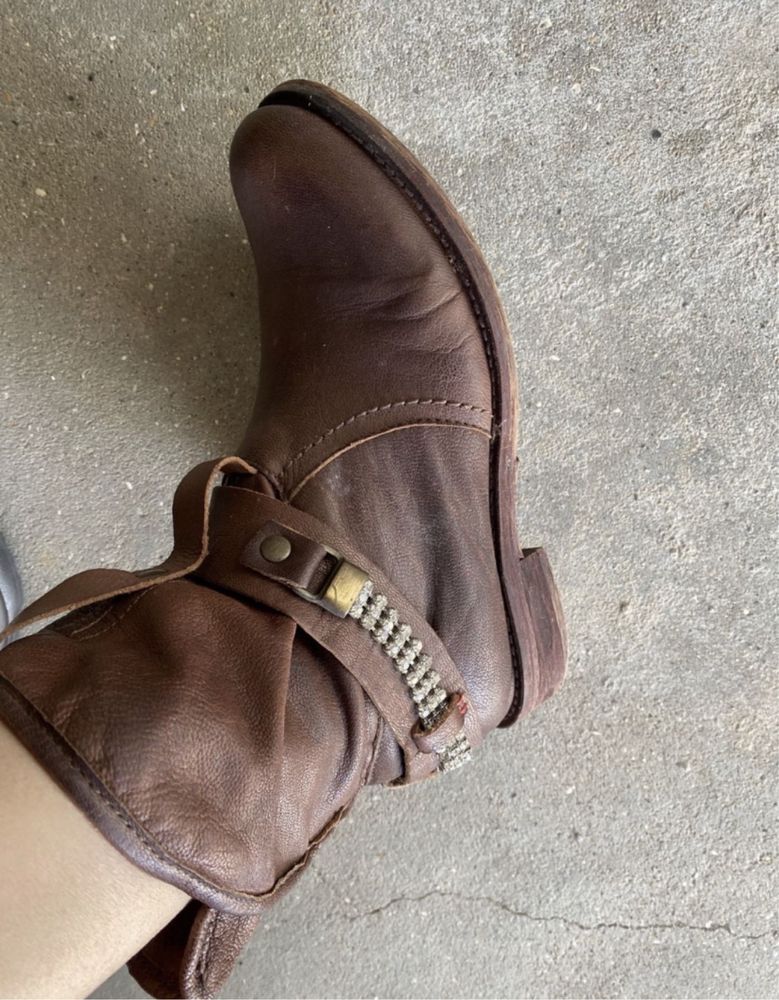 Botas camel pele goodstep , saoatos max como novas