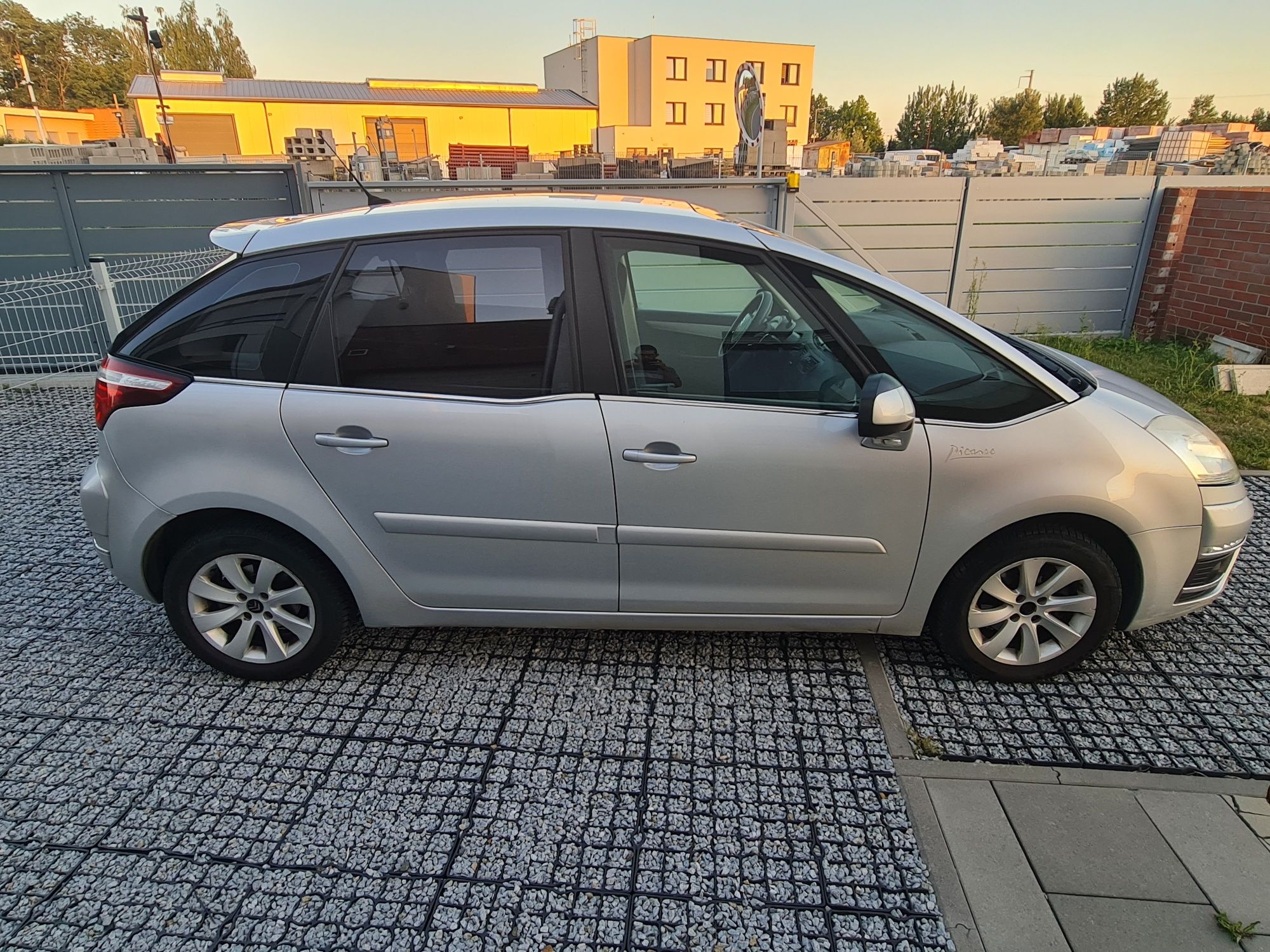 C4 Picasso bogate wyposażenie