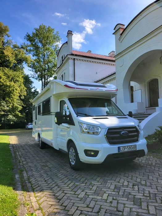 Kamper wynajem VIP 6 Wersja Zimowa Duży Salon Bogate Wyposaż Camper
