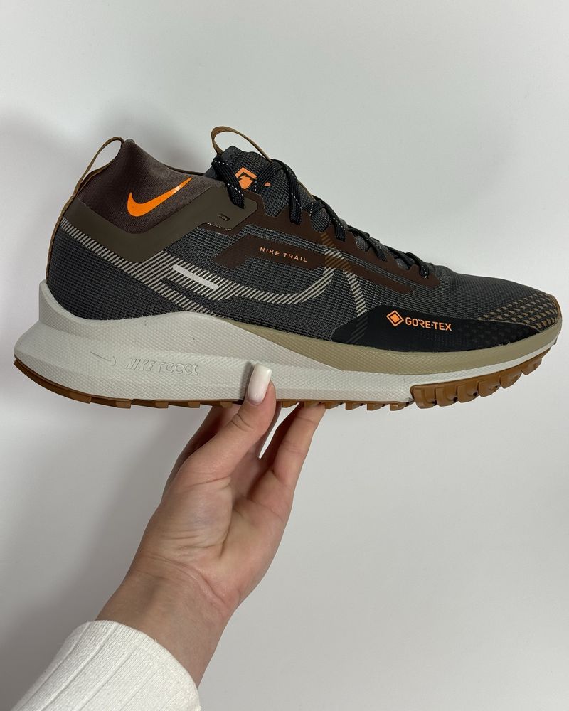 Оригінал Кросівки Nike React Pegasus Trail 4 Gore-Tex FD5841-001 Найк