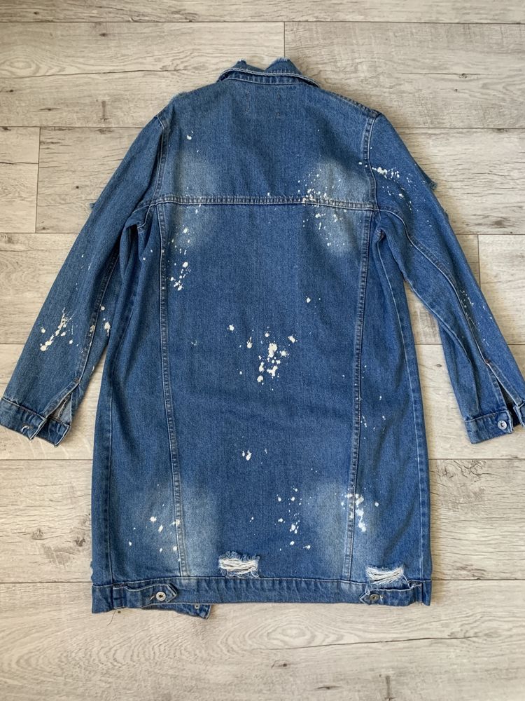 Джинсовка, джинсовая куртка, пальто ( размер М)