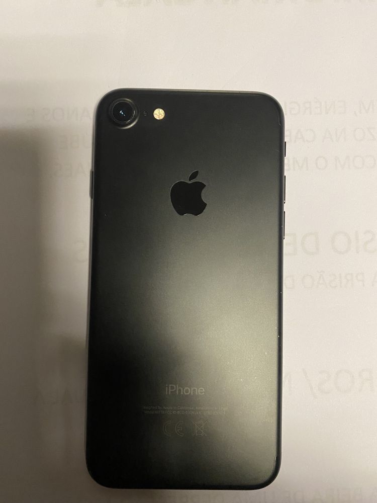 IPhone 7 32g como novo sem carregador