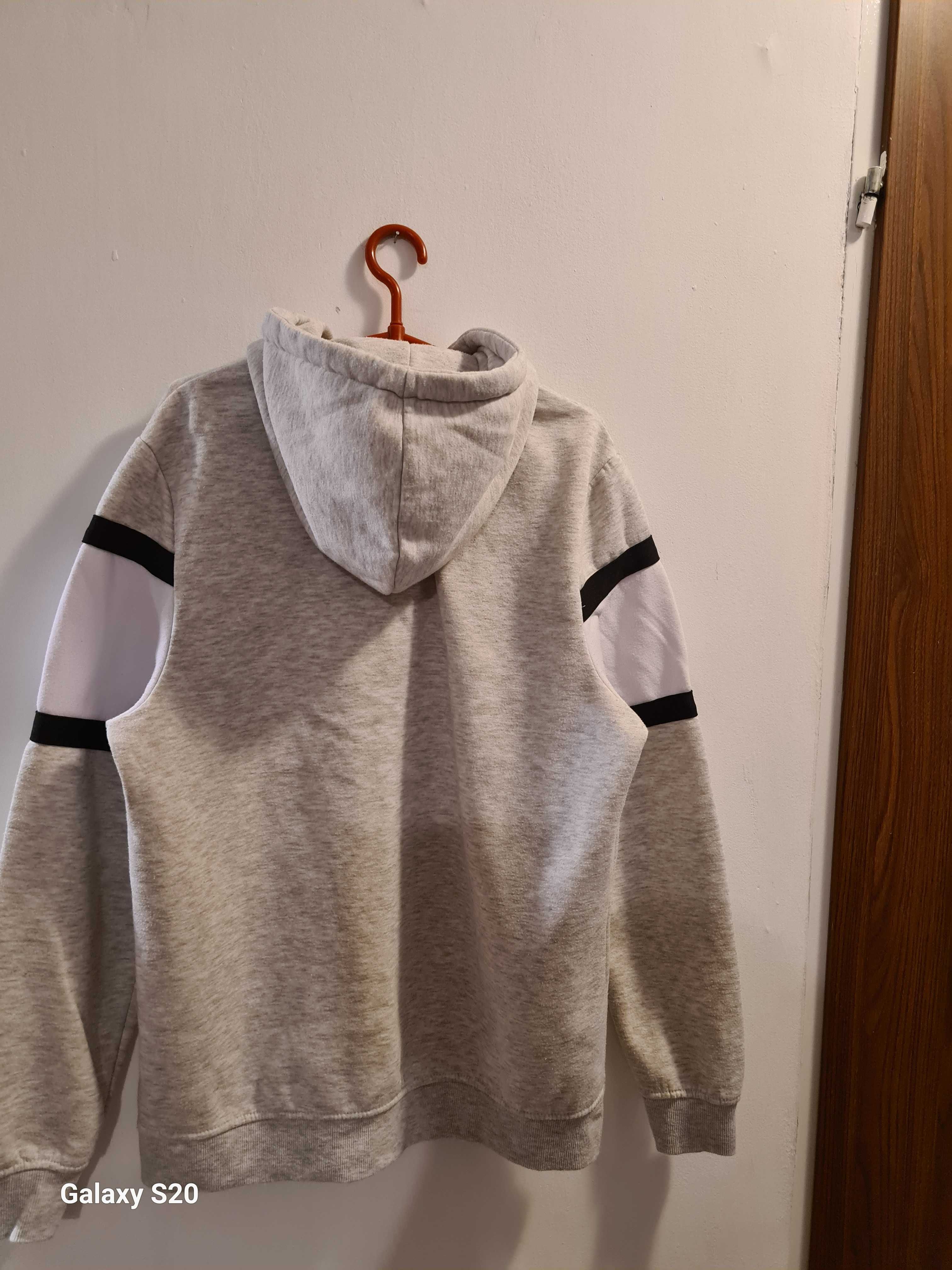 Bluza męska z kapturem marki Chapter