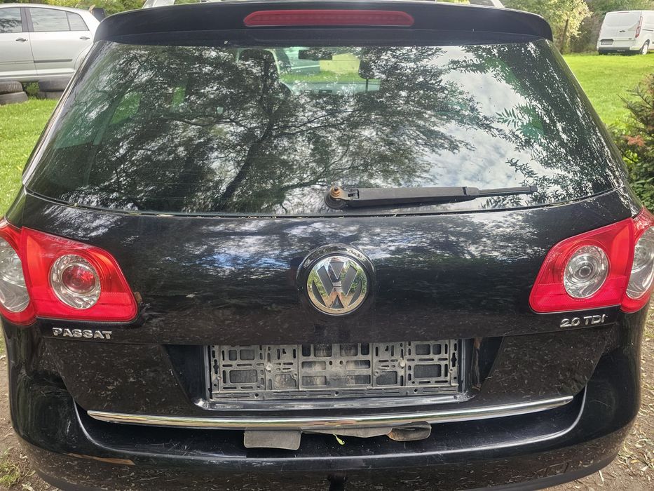 Klapa pokrywa bagażnika  Volkswagen Passat B6 Kombi LC9X