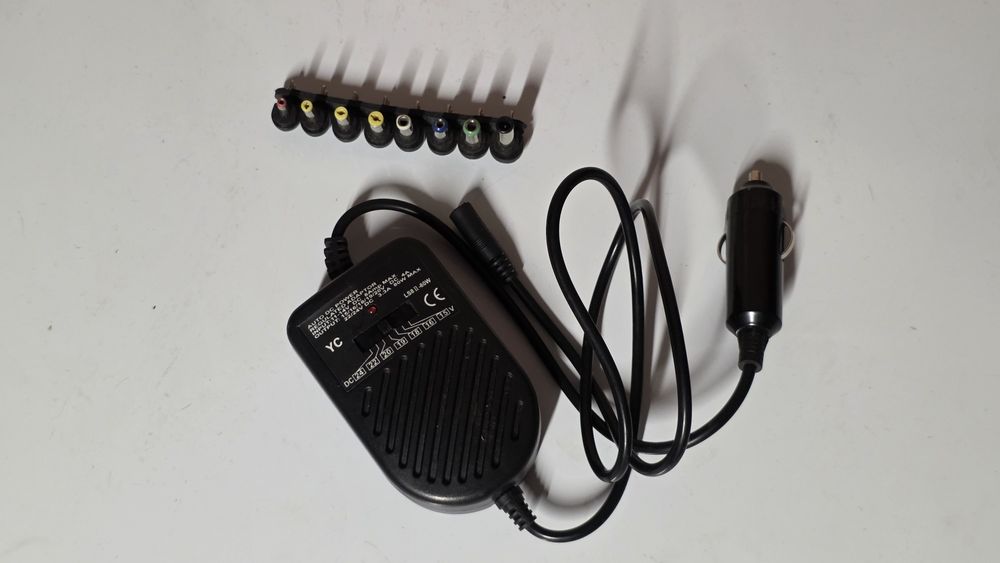 zasilacz samochodowy do laptopa model YC LS8 II-80W