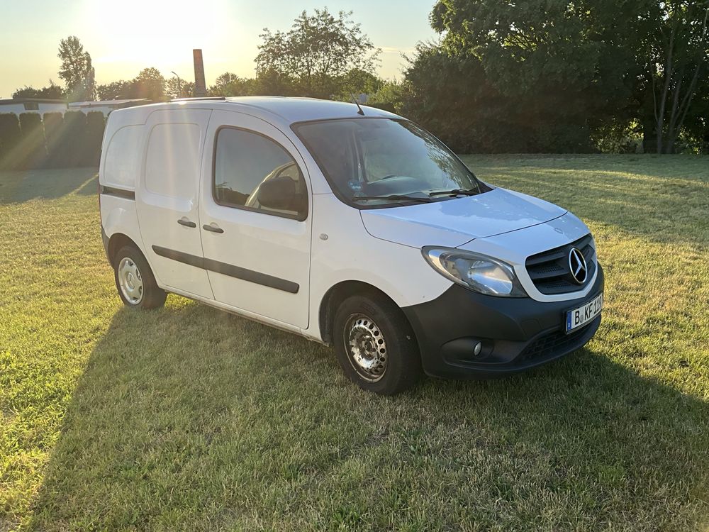 MERCEDES-BENZ CITAN samochód dostawczy