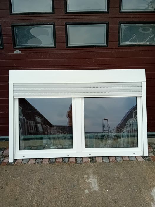 Okno dwuskrzydłowe z roletą zewnętrzną 213x135 plastikowe DOWÓZ KRAJ