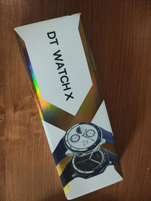 Nowy smartwatch z zapasowym paskiem