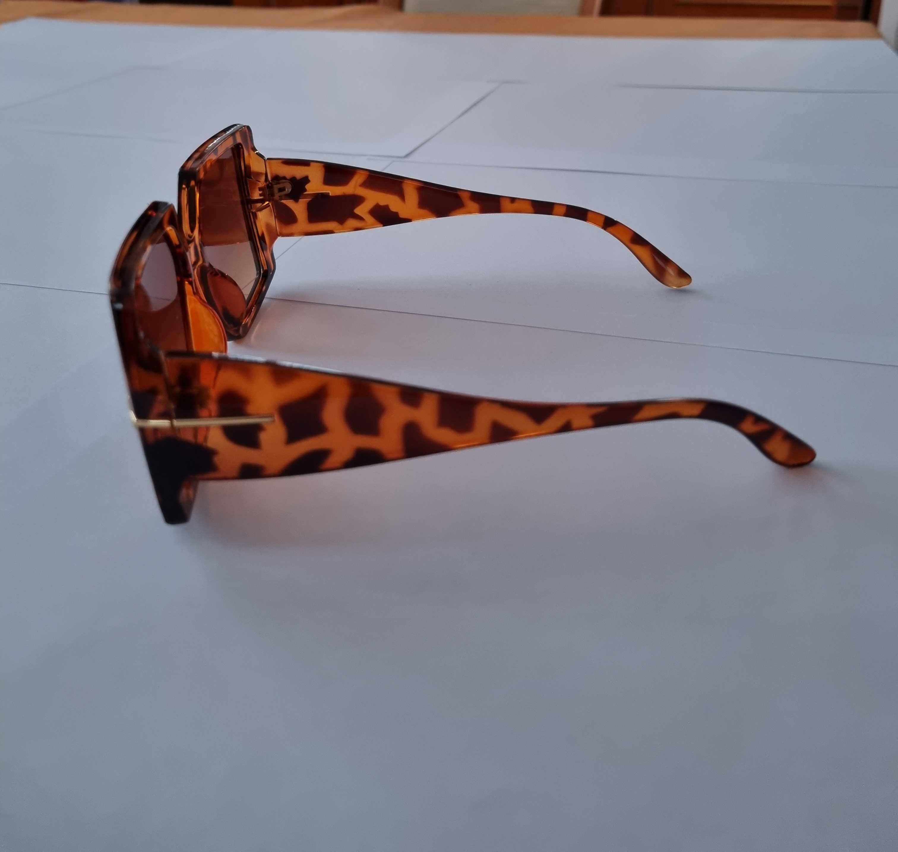 Klasyczne kwadratowe okulary przeciwsłoneczne lampart UV400