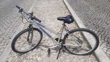 Bicicleta Esmaltina com alguma idade