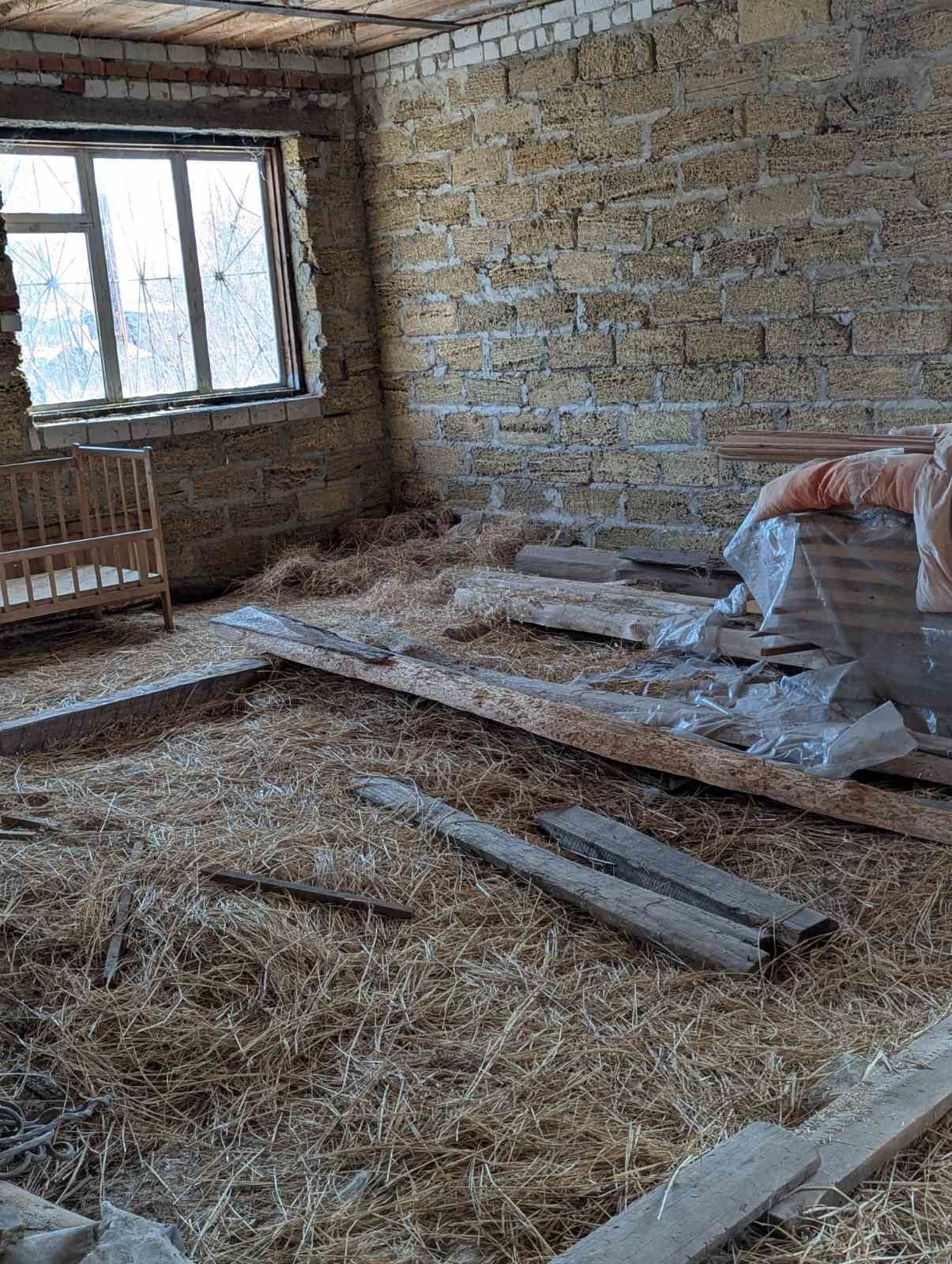 Дім без внутр робіт