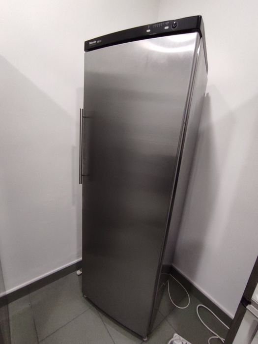 Холодильник і морозильна камера Miele