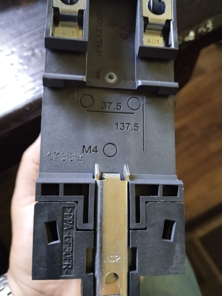 Продам АЗД (Автомат защиты двигателя) Schneider Electric TeSys GV3P32,