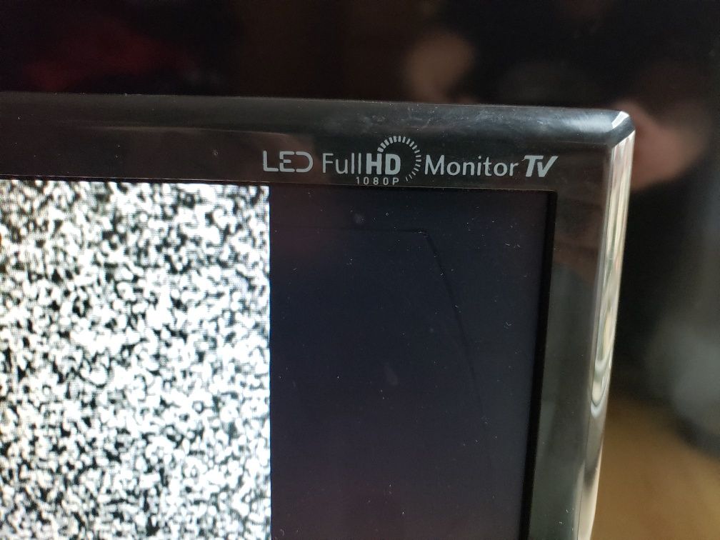 LG 2550D 25" Monitor z tunerem TV