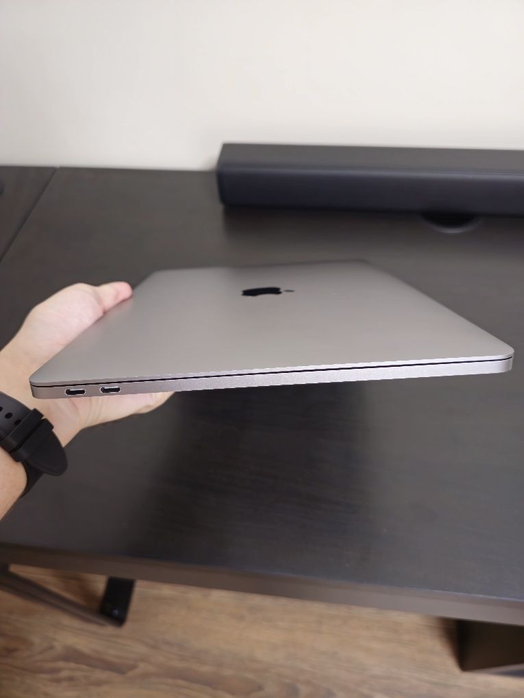 MacBook Pro 13.3, 16gb