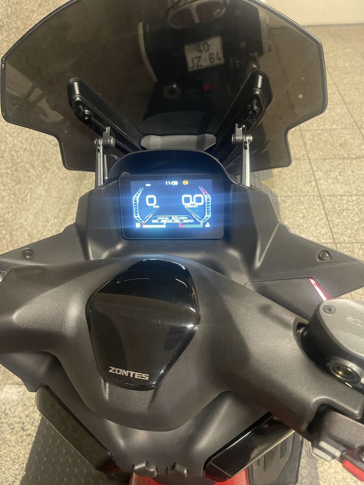 Scooter ZONTES 125 M - S/NOVA 5000 Kms