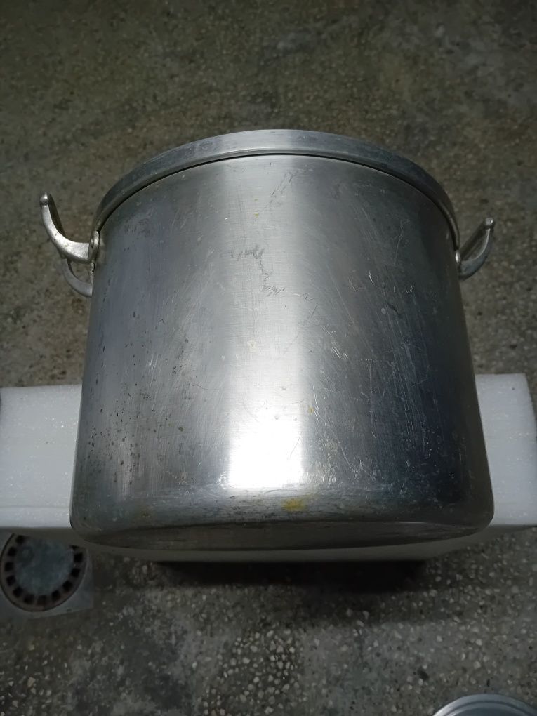 Panela em aluminio
