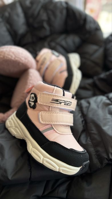 Дитячі зимові ботинки дутики для дівчинки 24 25 на овчині