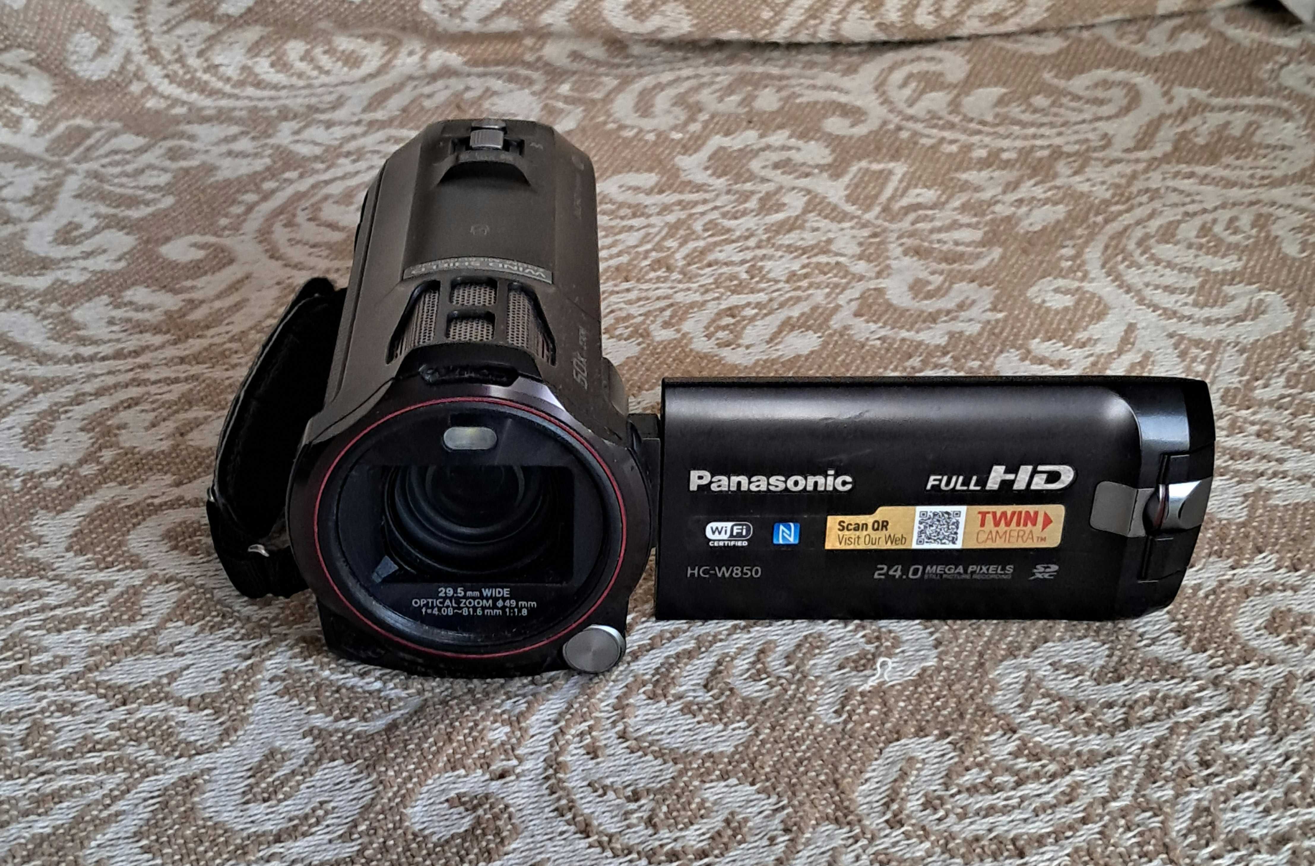 Відеокамера Panasonic HC-W850