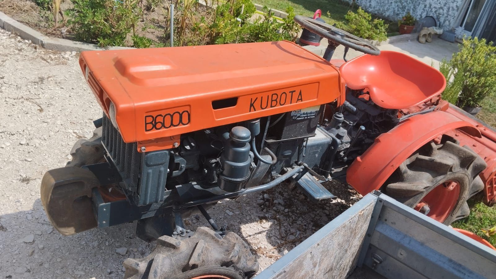 Trator Kubota B6000