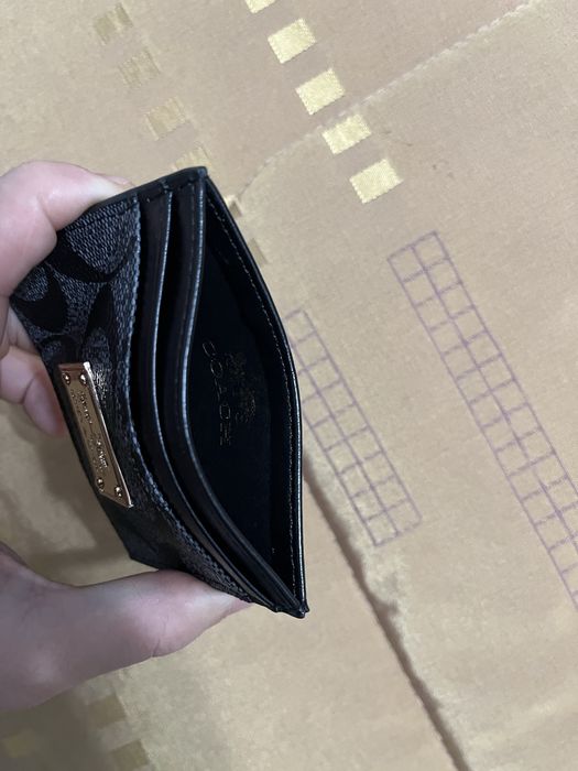 Carteira coach preta nova com caixa