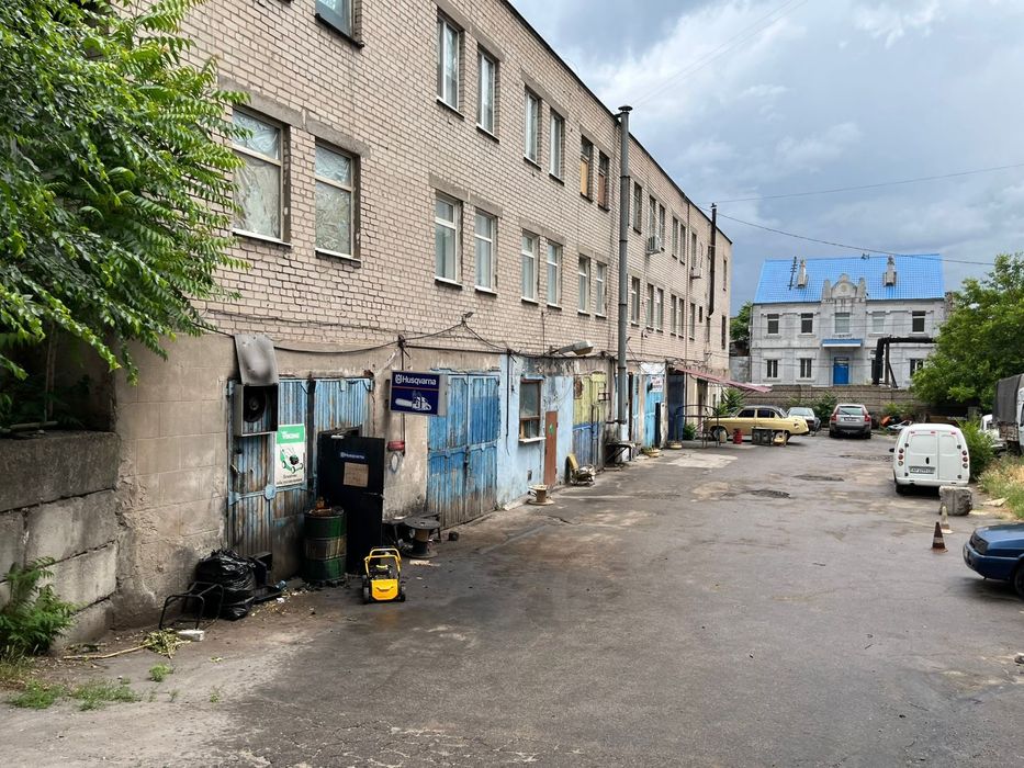 Комплекс будівель офісні складські СТО