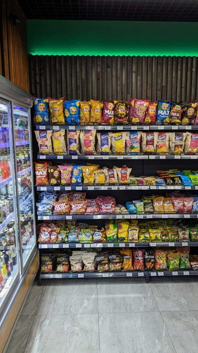 Торгові стелажі. Каса прилавок. Торгове обладнання. Вітрина стелаж