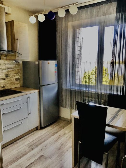 LUX на Набережній з видом на річку.2години-800грн