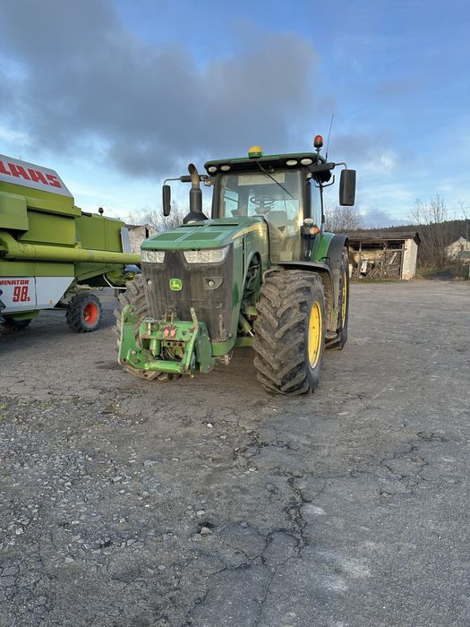 Трактор John Deere 8345R