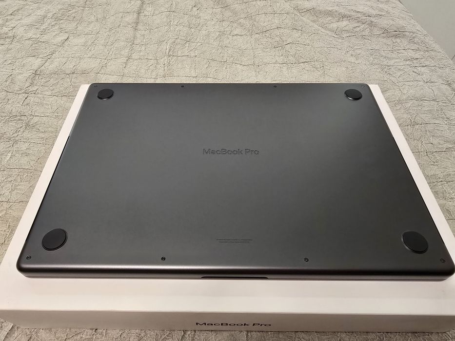 MacBook Pro 16" Apple M3 Pro 18GB/512GB Space Black 2023