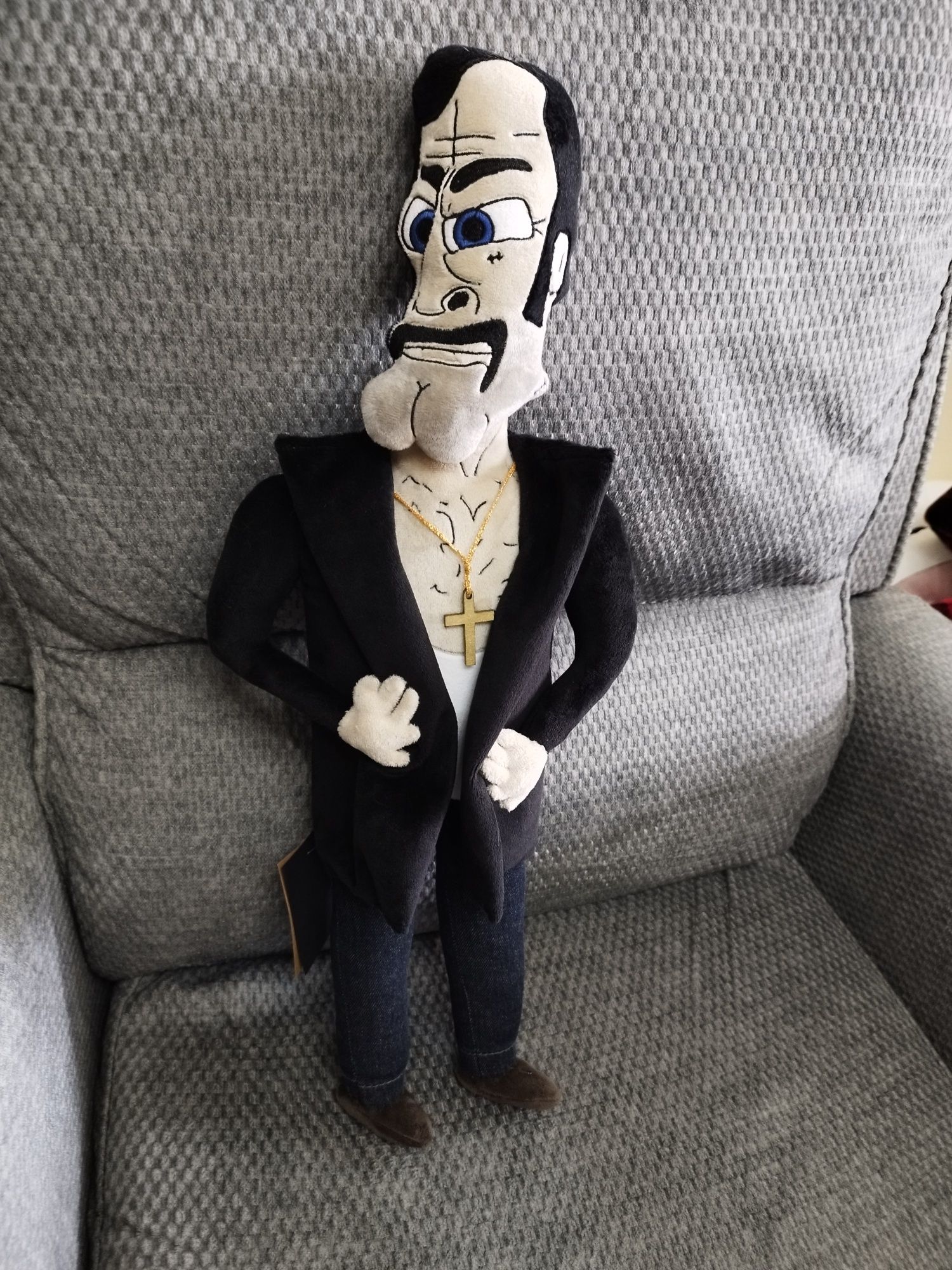 Bogdan boner egzorcysta pluszak maskotka Netflix 55 cm wysokości