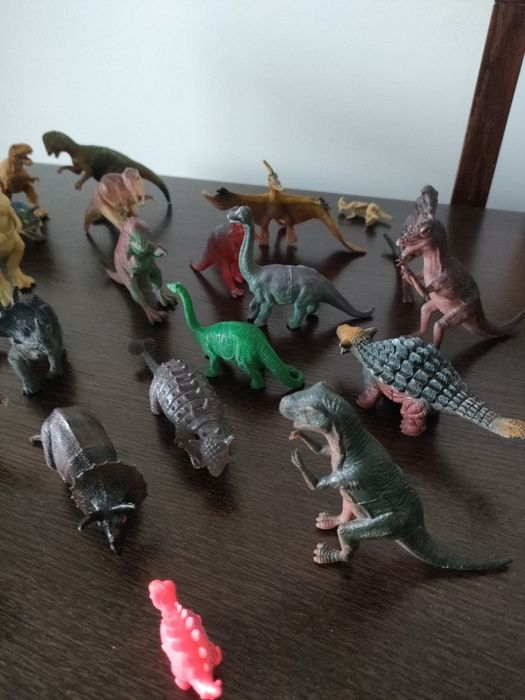 Kolekcja dinozaurów