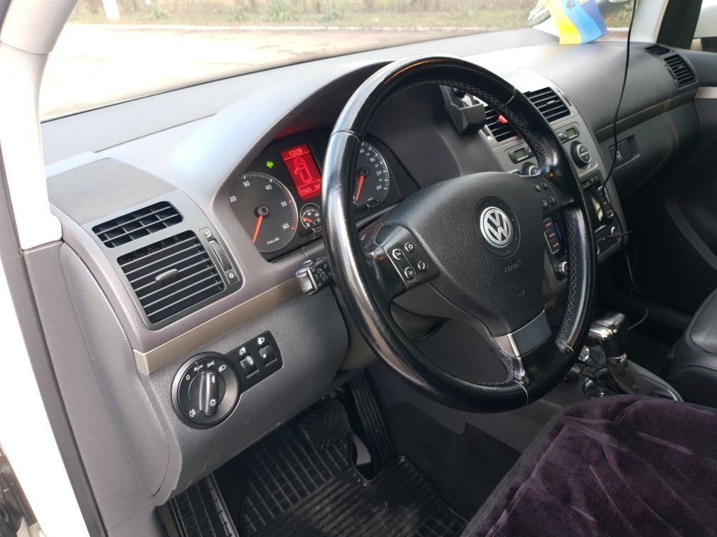 Свіженький ~VW TOURAN~ Avtomat ~Full~