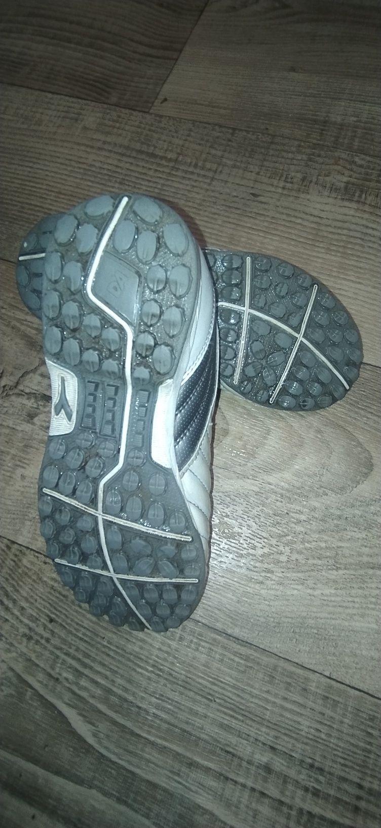Buty dla dziewczynki