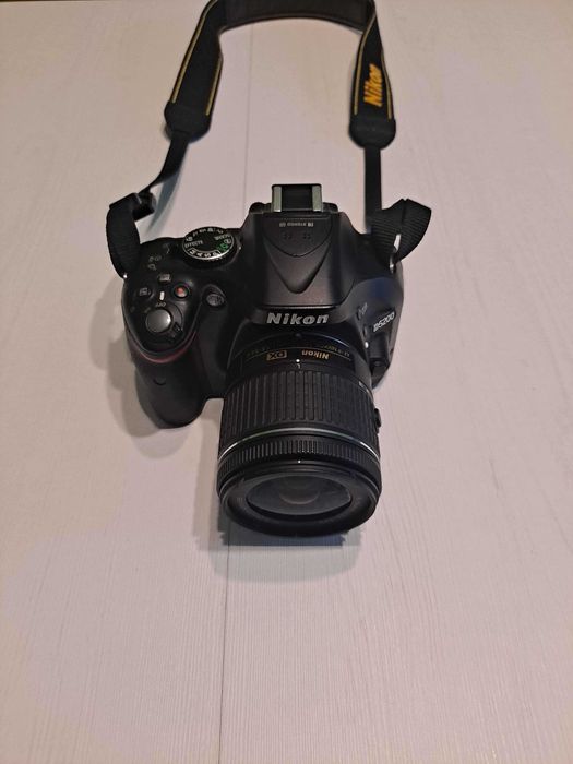 Lustrzanka Cyfrowa Nikon D5200 + akcesoria.