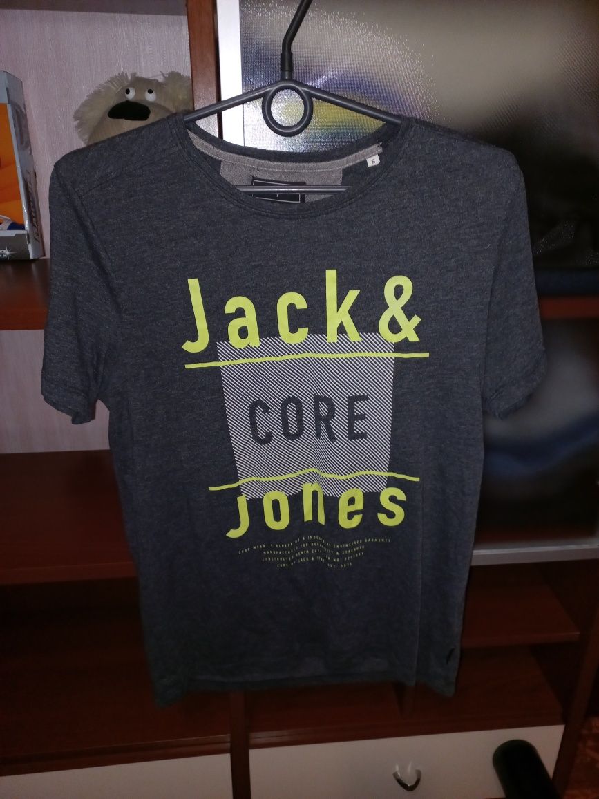 Фірмова футболка  Jack & Jones 12-14 років